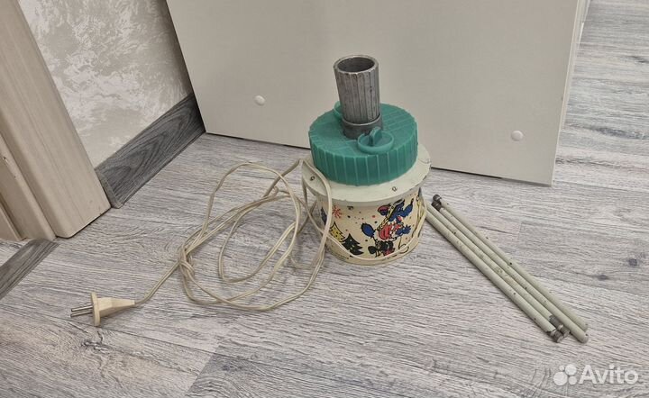 Елочная вертушка