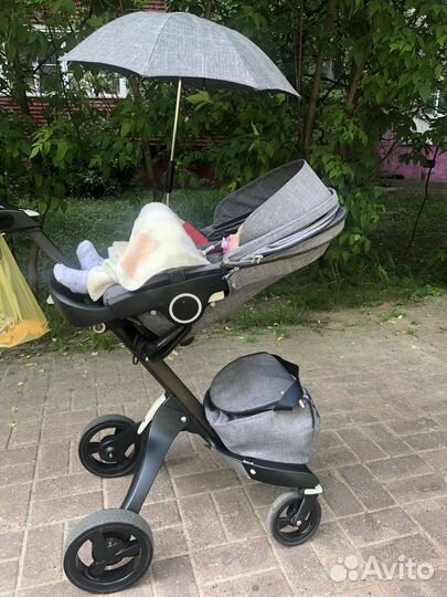 Коляска Doux Bebe