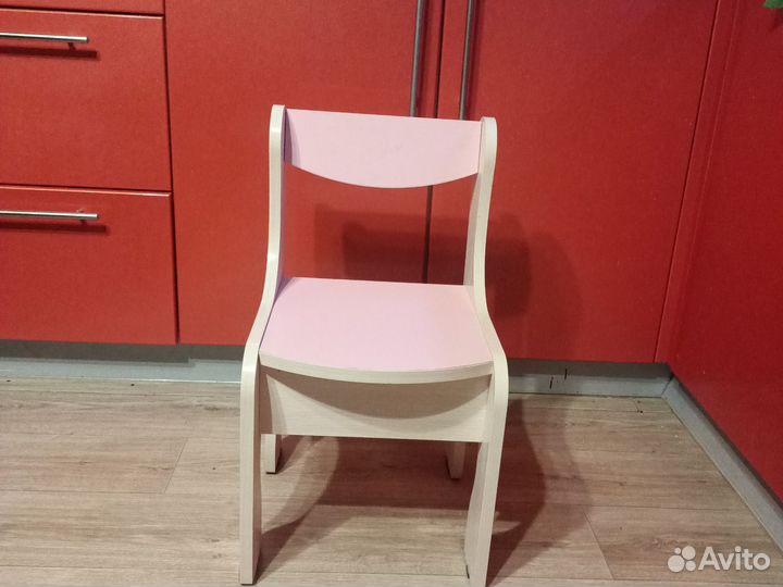 Детский туалетный столик с зеркалом