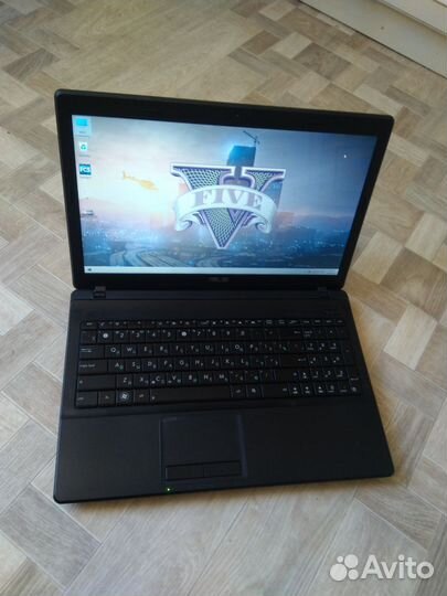 Asus в отличном состоянии Core i7, 8гб, SSD