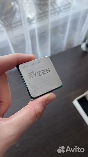 Процессор AMD Ryzen 7 2700x