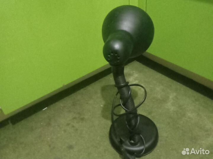 Лампа настольная