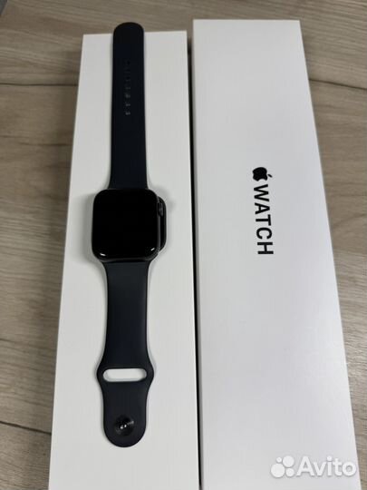 Часы Apple watch se 44 mm 2020