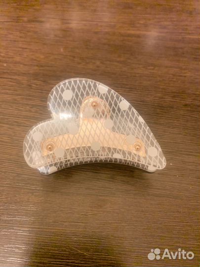 Крабик для волос в виде сердца