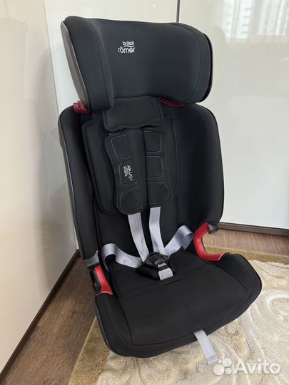 Автокресло Britax Romer Advansafix IV M 9-36 кг