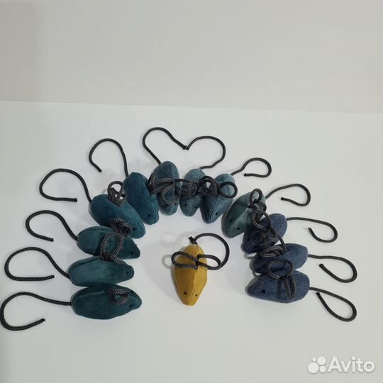 Игрушка с кошачьей мятой