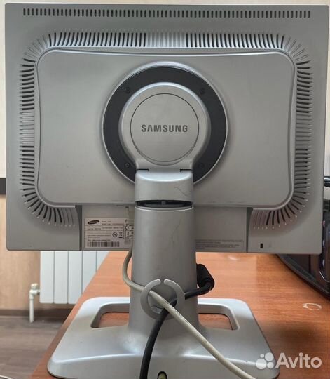 Мониторы: Samsung, LG, NEC, LG Flatron L