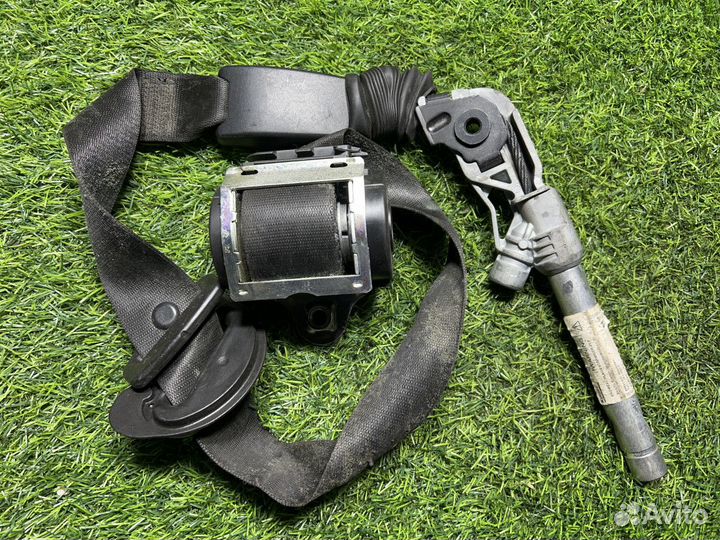 Ремень безопасности Bmw 5-Series