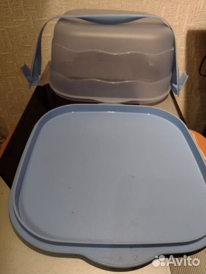 Контейнер для переноса тортов Tupperware