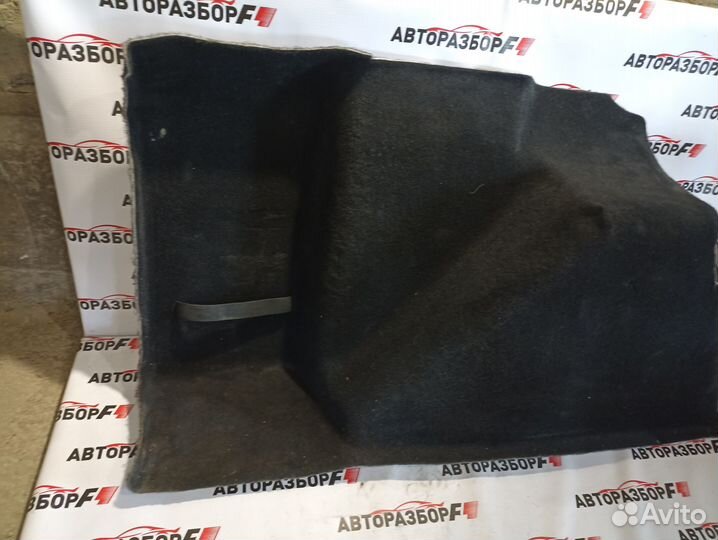 Ford Focus 2 Обшивка багажника левая Седан