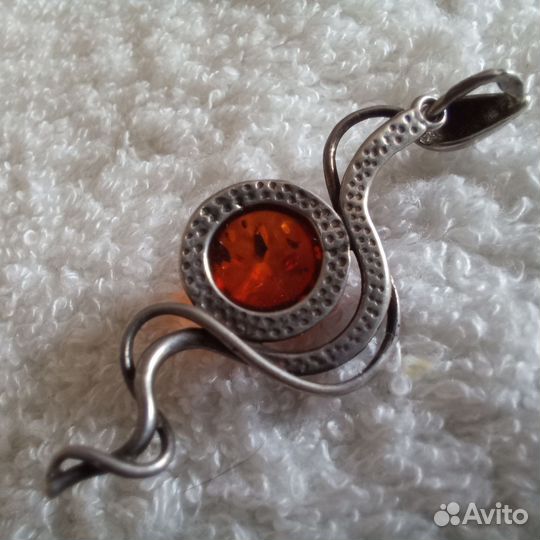 Кулон подвеска с янтарём
