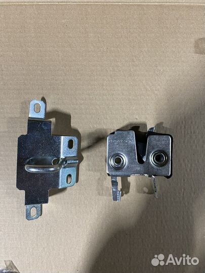 Бесшумные замки на багажник Niva