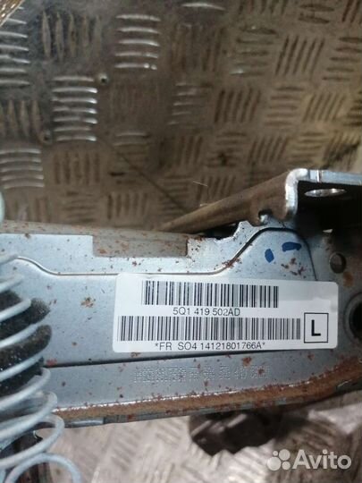 Колонка рулевая Skoda Octavia A7