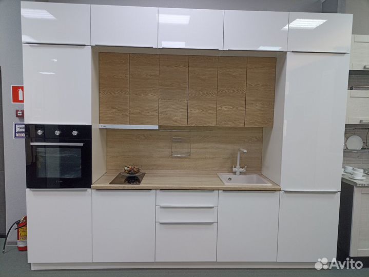 Кухонный гарнитур.Мойка в подарок.Доставка