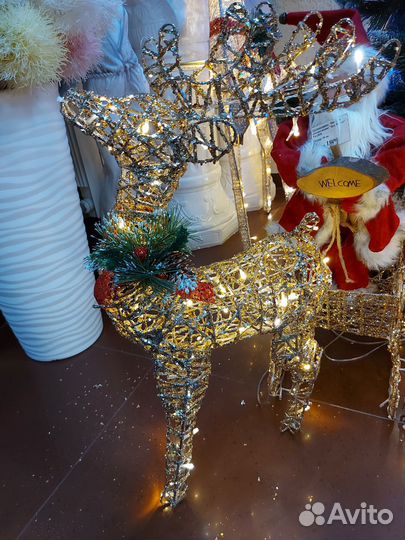 Новогодний олень светящийся
