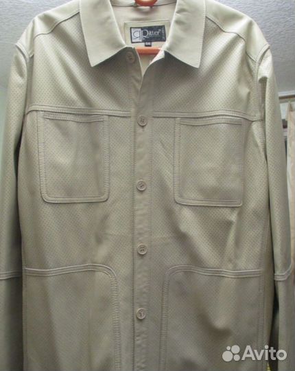 Лёгкая куртка- пиджак,сделано в Австрии