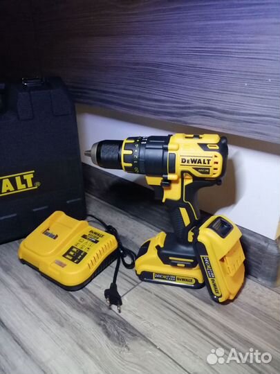 Шуруповерт dewalt 709 ударный