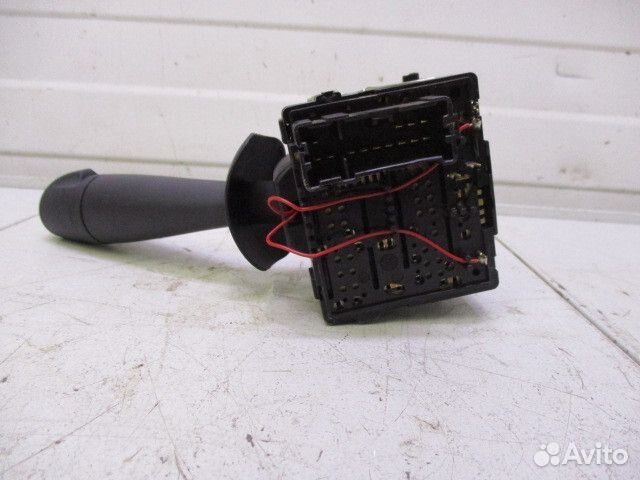 Переключатель стеклоочистителей Renault Sandero 2 Stepway 5S
