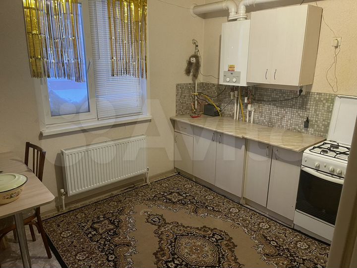 1-к. квартира, 35 м², 1/3 эт.