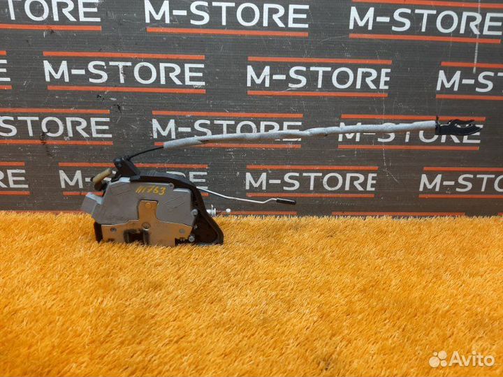 Замок двери передний правый Bmw X5 E53 M54B30 2006