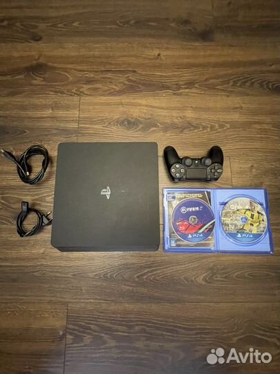 Sony PS4 slim 1tb