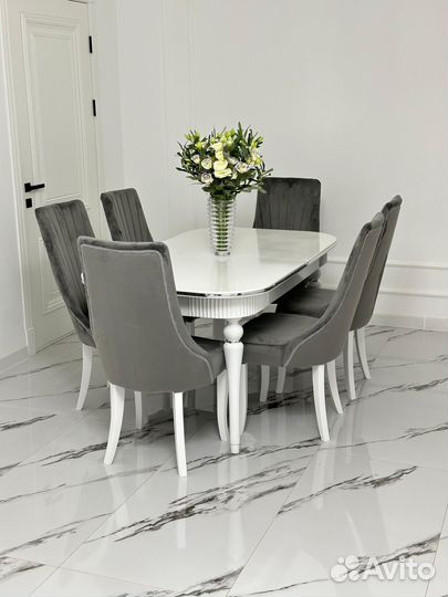 Стол и Стулья