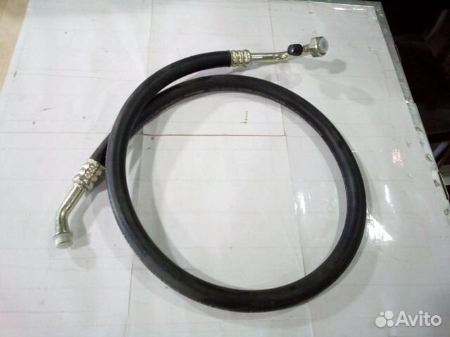 Шланг системы кондиционирования компрессор-испарит