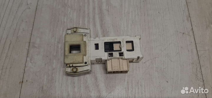 Устройство блокировки люка Candy 41016879 DA053