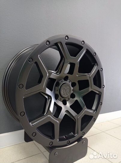 Диск колесный R22 J10 ET10 6x139,7 Ram1500 TRX