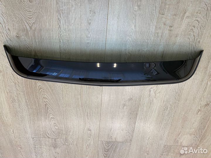 Дефлектор люка на Toyota 200 leхus lx 200