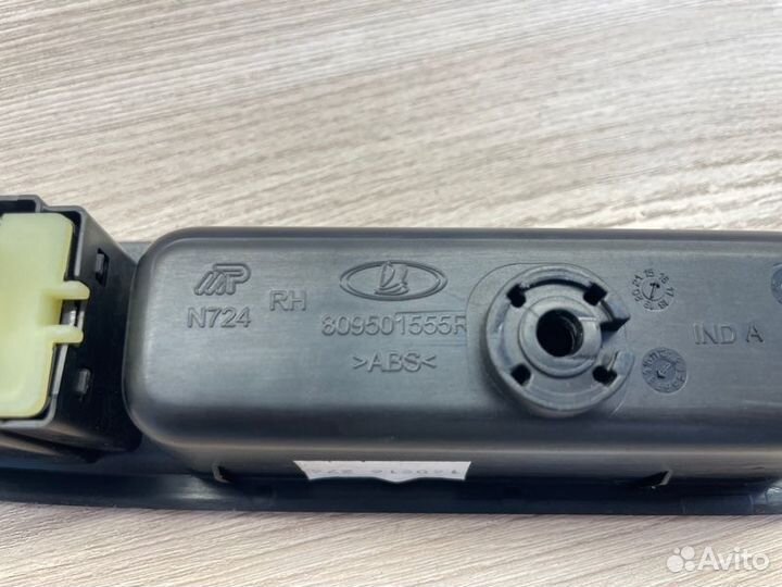 Кнопка стеклоподъемника задняя правая LADA X-Ray