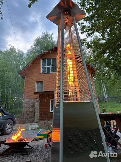 Уличный газовый обогреватель Пирамида JAX / Ballu