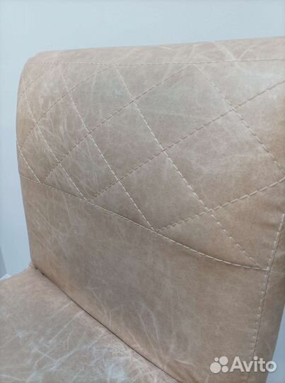 Стул мастера маникюра педикюра