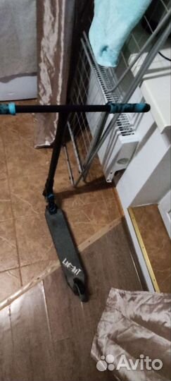 Трюковой самокат limit