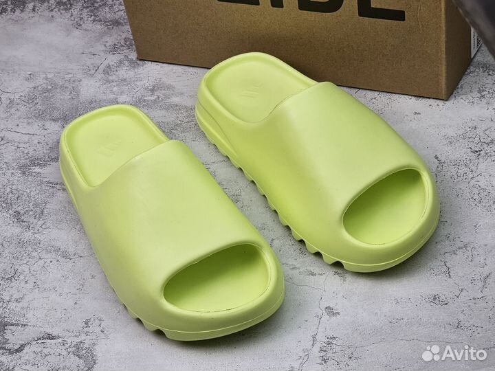 Тапки Adidas Yeezy Slide 