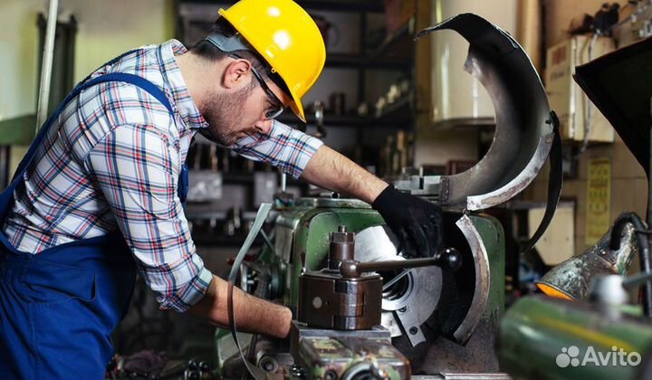 Токарь-универсал (вахта)