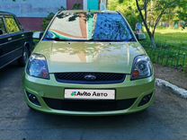 Ford Fiesta 1.4 MT, 2006, 212 350 км, с пробегом, цена 445 000 руб.