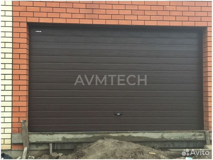 Секционные ворота для гаража