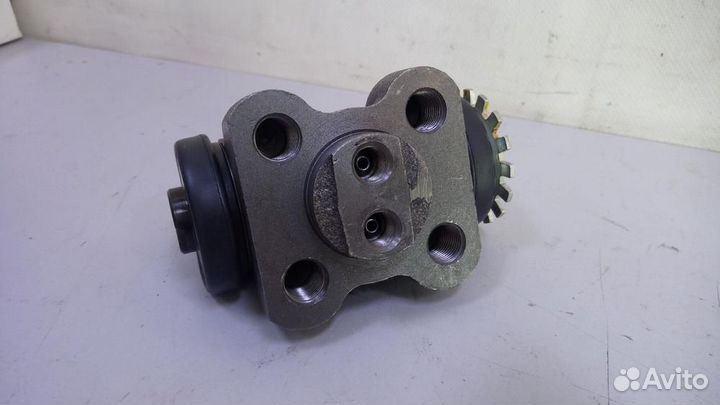 Рабочий тормозной цилиндр - yuholi