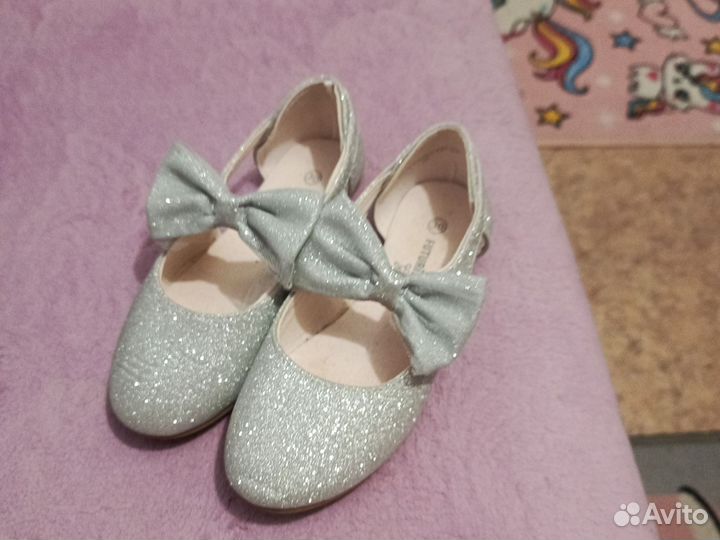 Туфли для девочки нарядные