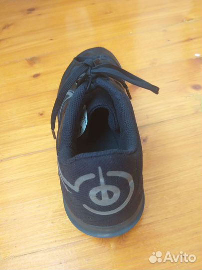 Бутсы мужские для зала Nike Tiempo Legend 9 Club