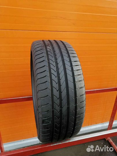 Goodyear EfficientGrip 215/40 R17 87W