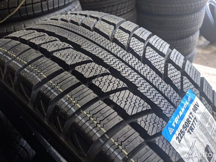Triangle TR777 225/50 R17 98V
