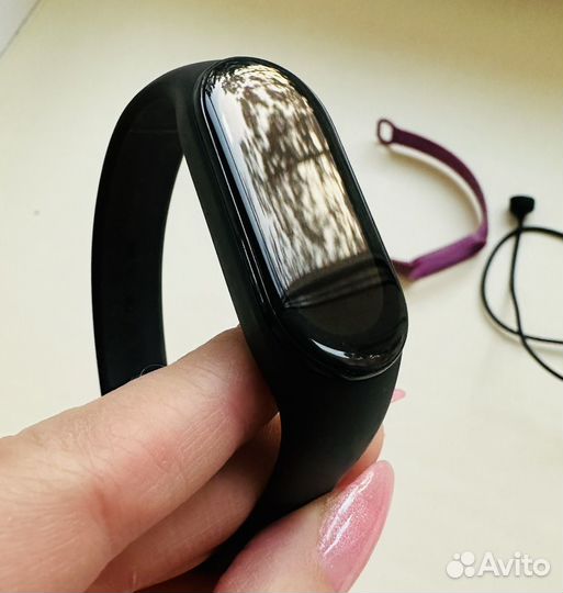 Фитнес-трекер Xiaomi Mi Band 7