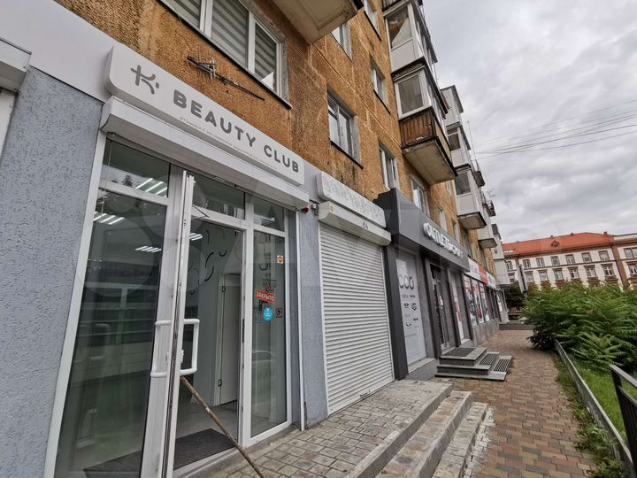 Офис, торговое помещение 65 м²