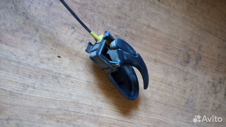 Замок двери пер.правый форд фокус 1