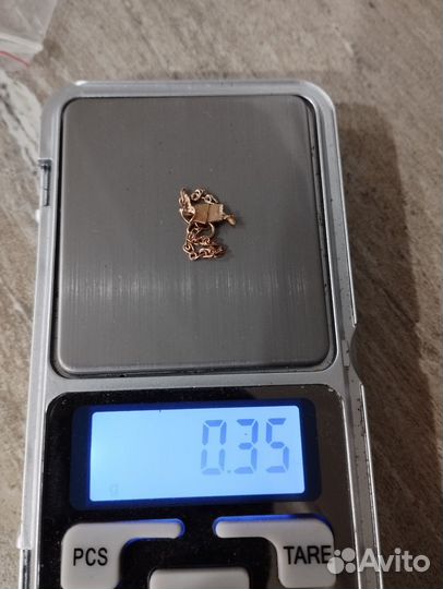 Лом золота 585
