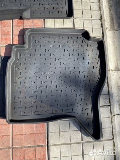 Коврики mitsubishi pajero 4