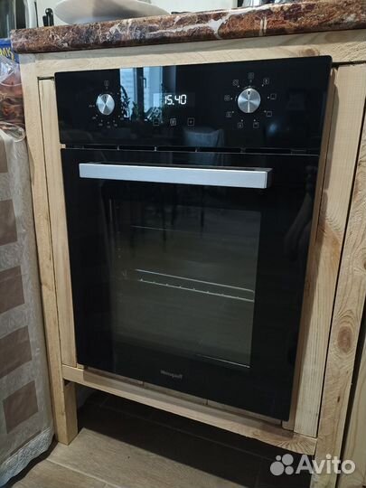 Духовой шкаф