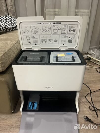 Робот пылесос hobot legee d8